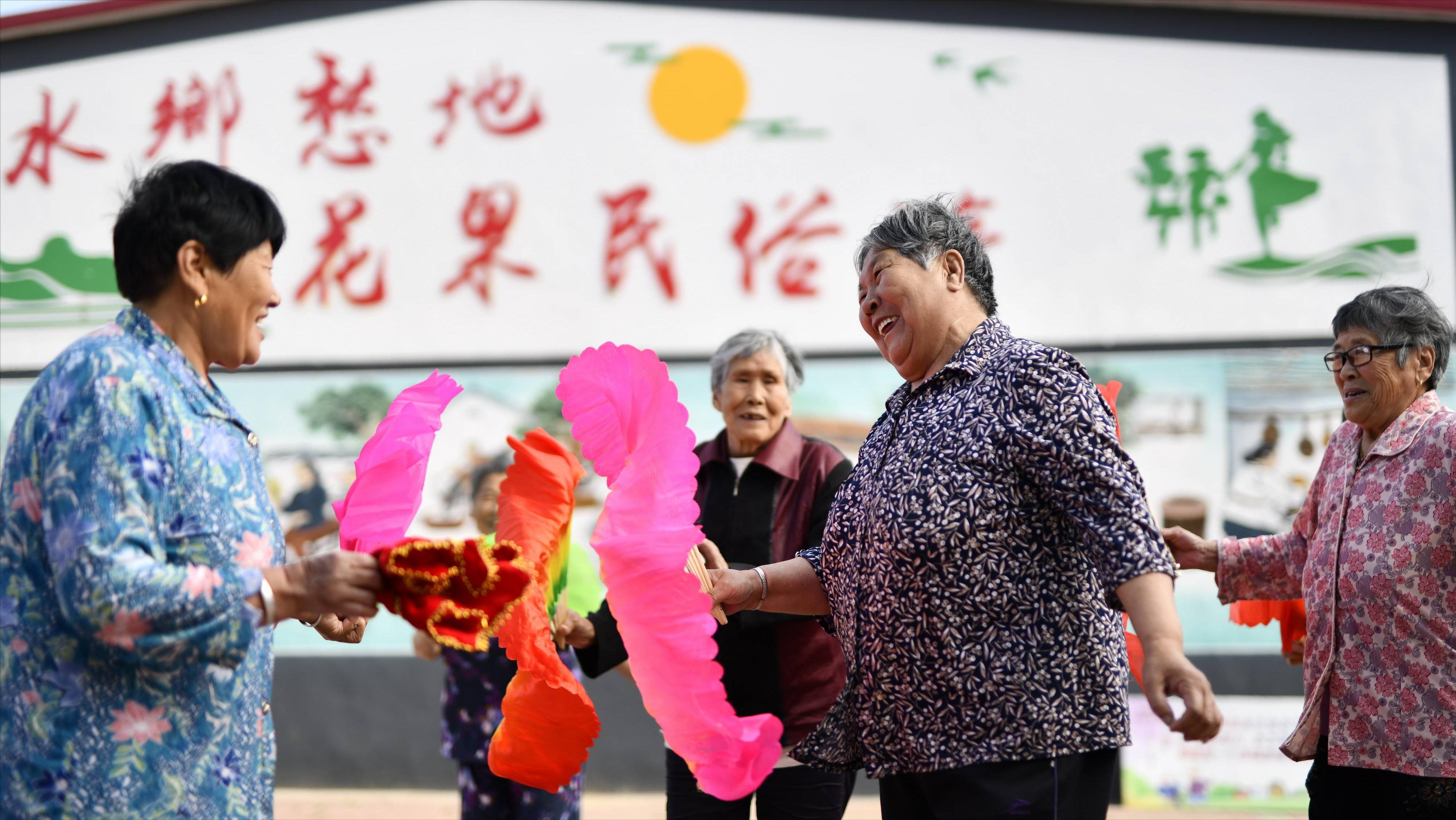 存款养老和交社保养老哪个划算,灵活就业人员买社保还是存款养老