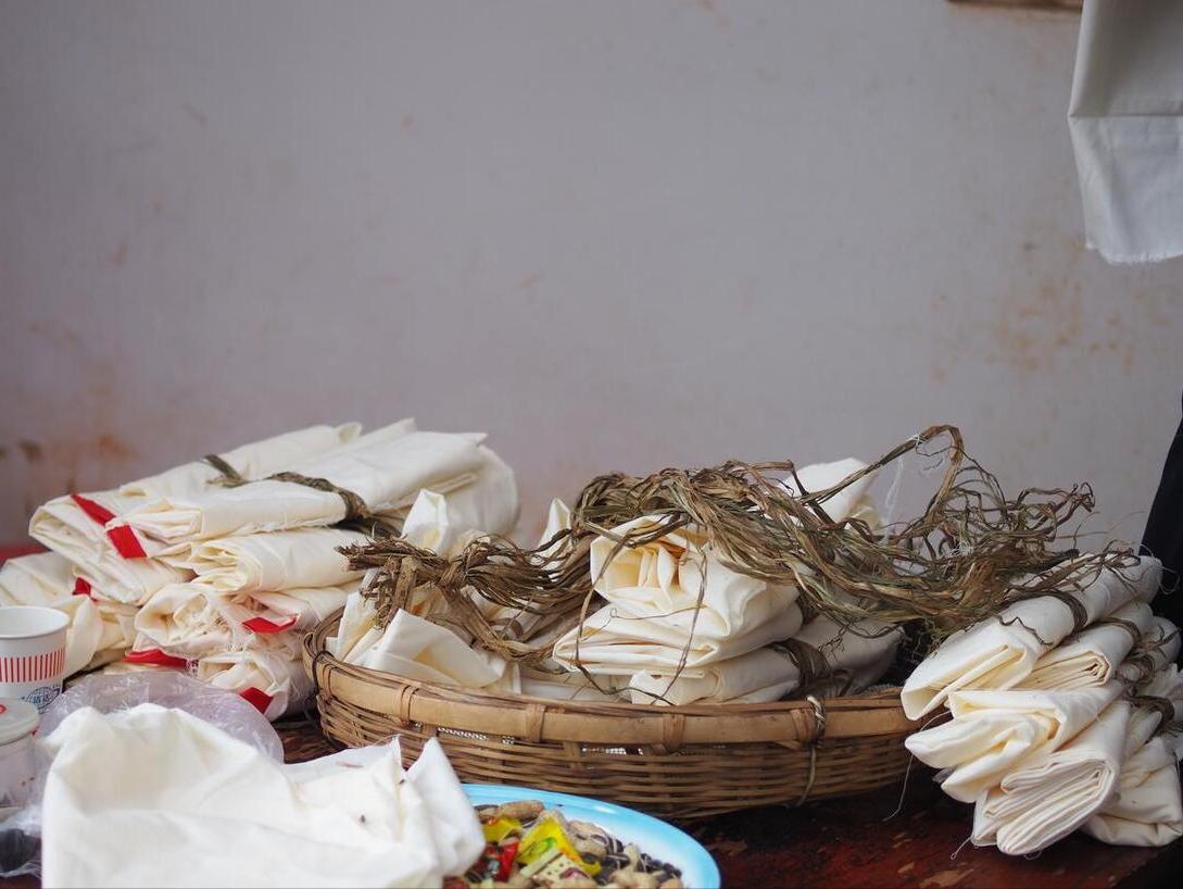 乡下老人去世流程,叔叔过世了我应该怎么做