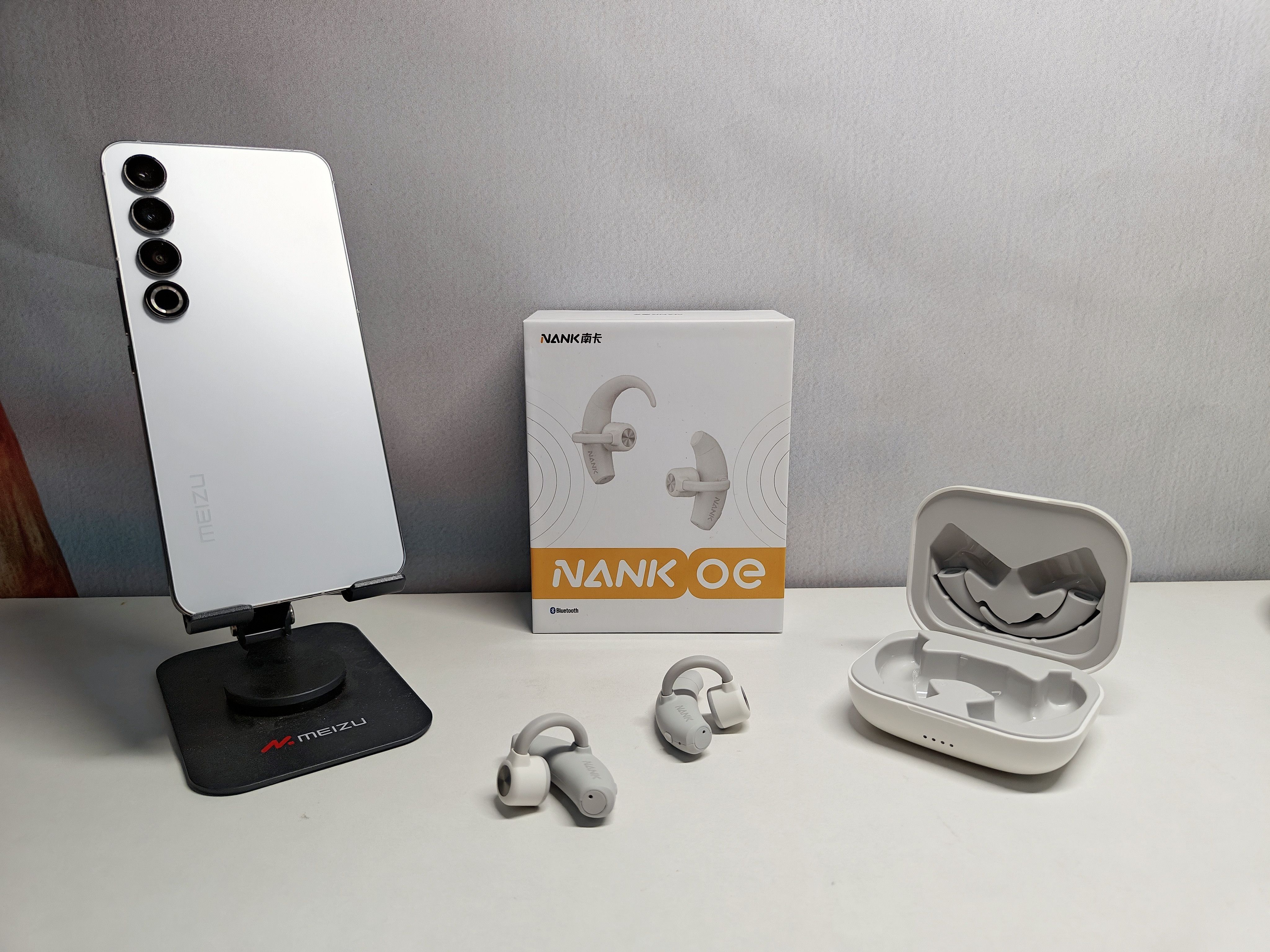 新蓝牙耳机骨传导,南卡oemix是骨传导耳机吗