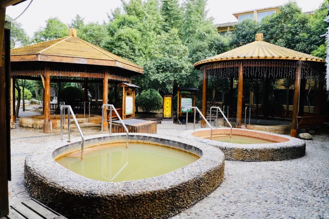 新盈泰温泉度假村娱乐设施,新盈泰温泉美食