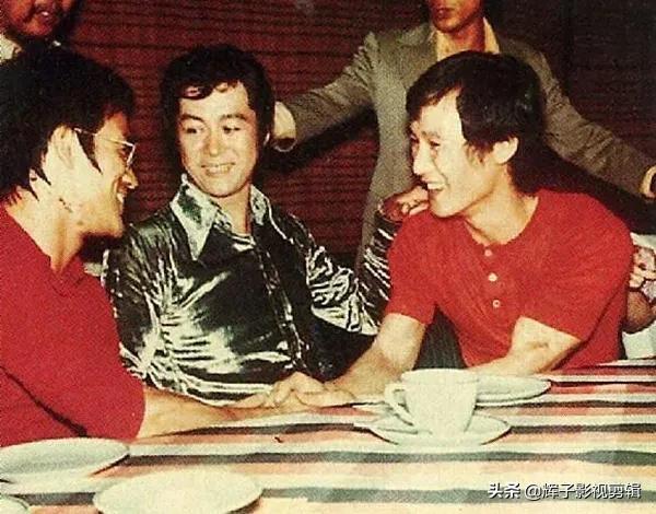 成龙功夫实战,成龙是功夫巨星吗