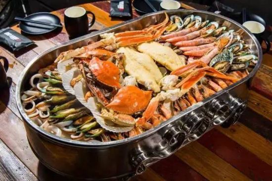 安踏狂潮四新年配色,安踏狂潮四配色上脚