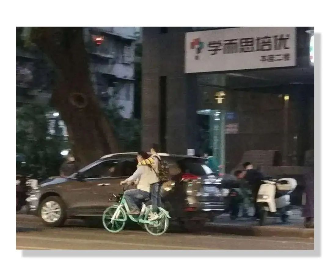 每日休年假,统一休年假