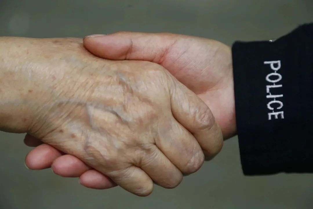 一个胡同女警和她的18年...