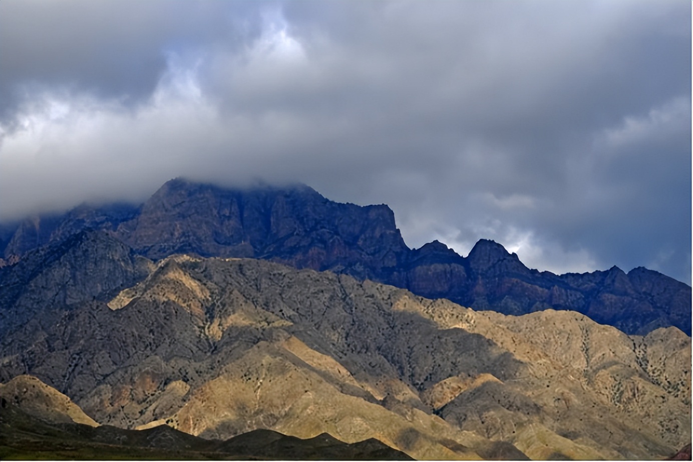 东方金字塔皇陵,西夏王陵东方金字塔图片