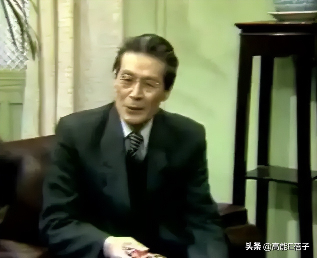 95岁“姜子牙”蓝天野病逝，他曾经是“地下尖兵”