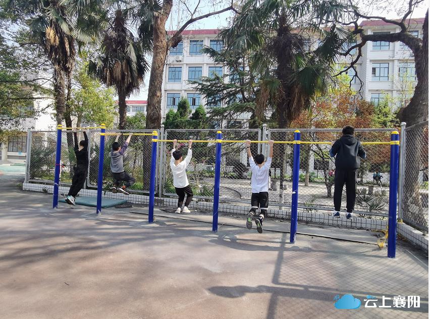 中考体育1000米跑步技巧,中考体育1000米满分技巧