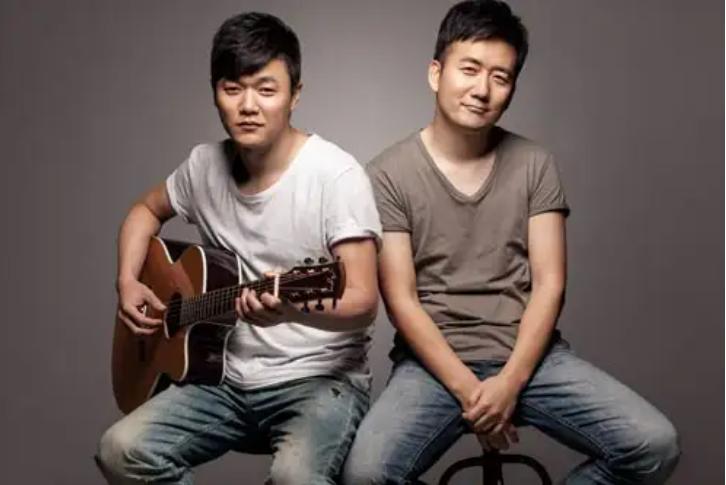 王太利肖央为什么叫筷子兄弟,筷子兄弟肖央评价王太利