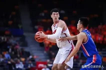 广东首发五虎亮相周琦双塔,回顾周琦入选cba时刻