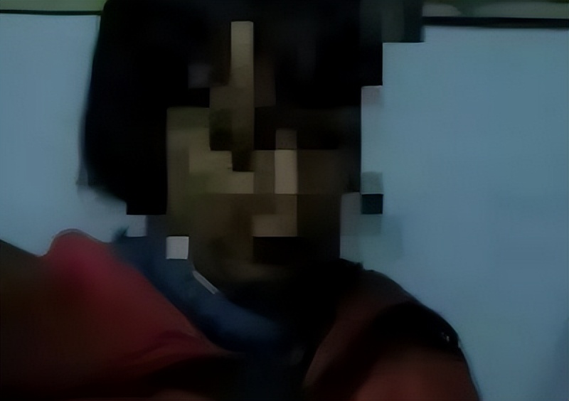 荒唐案件:42岁无证医生控制17岁姑娘，还在*体下**上“锁”闻所未闻