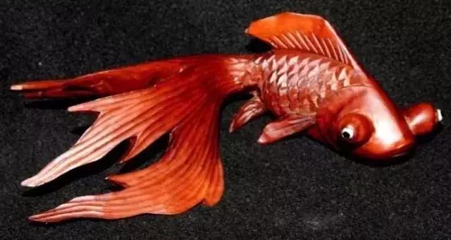 佛手雕件的寓意和象征,翡翠常见的雕件及寓意