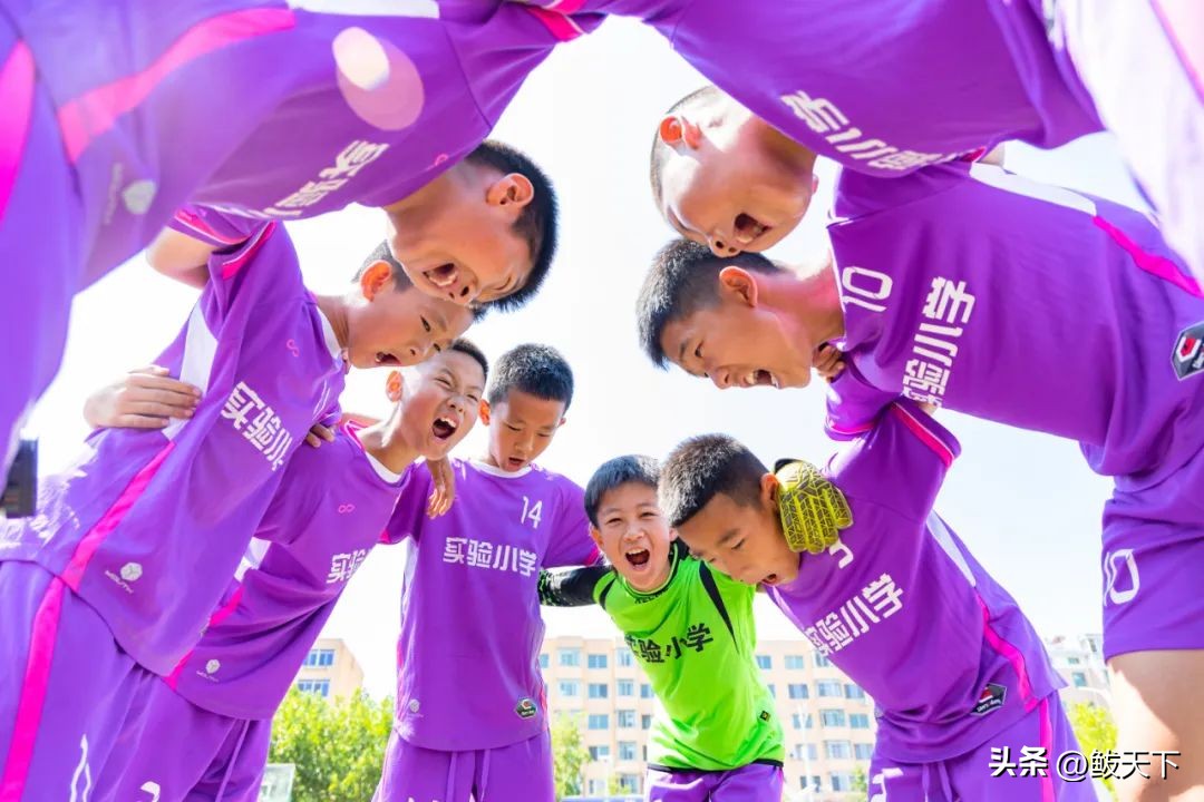 奔跑吧足球小将下载,奔跑吧兄弟温州足球小将