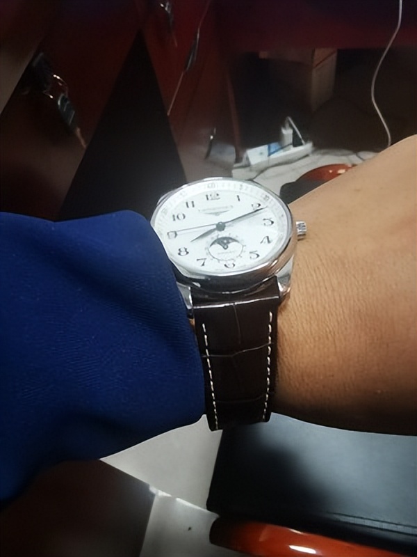 浪琴手表到底怎么样,浪琴手表必须去浪琴售后吗