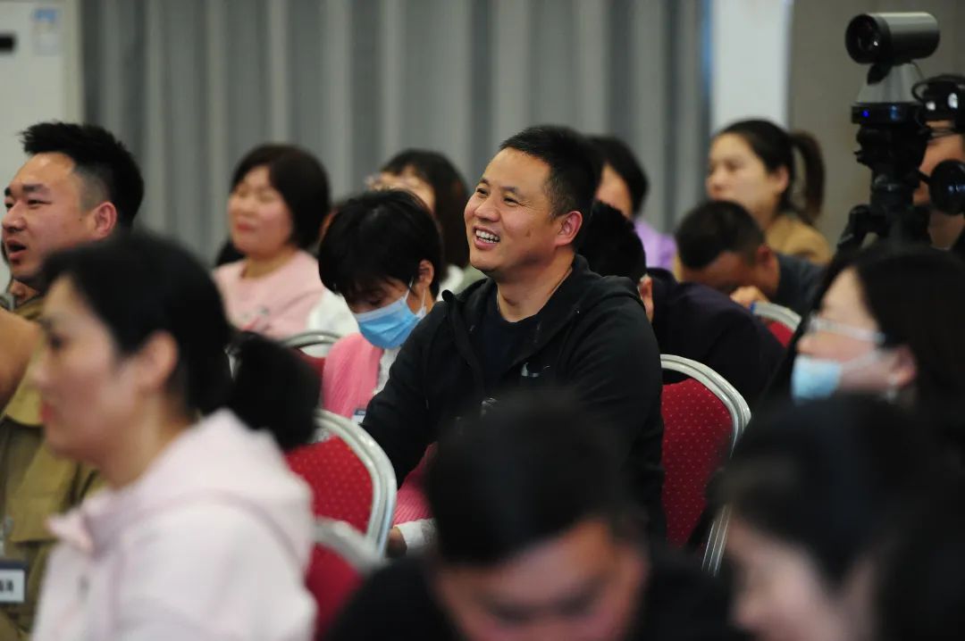 创业黄金定律大全,创业赚钱28个核心法则