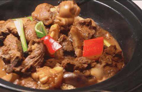 中国吃羊的视频,中国饮食行业三巨头