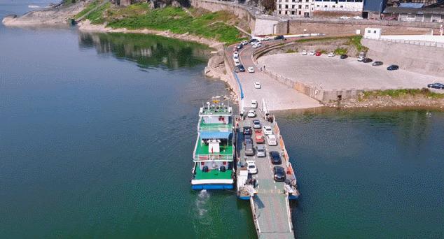 香港的天星小轮是什么样子的,香港天星小轮尖沙咀