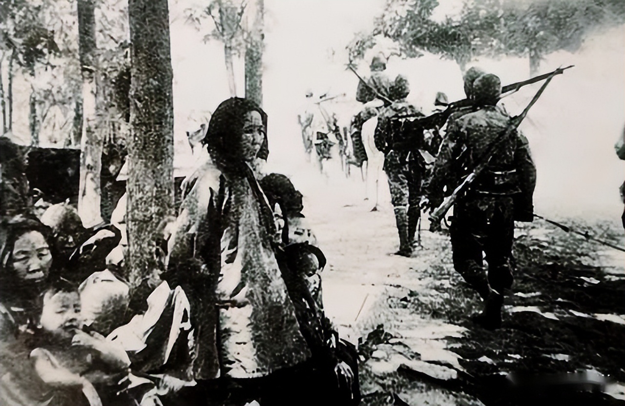 1944年，一支日军伪装成国军闯入湖南山村，5位妇女热情上前劳军