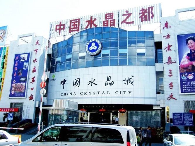 毛主席的水晶棺：纯度达99.9999%，可抗8级地震，已无人能再做！