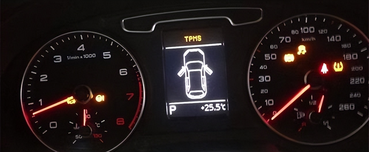 tpms故障灯亮代表什么问题,TpMS故障灯