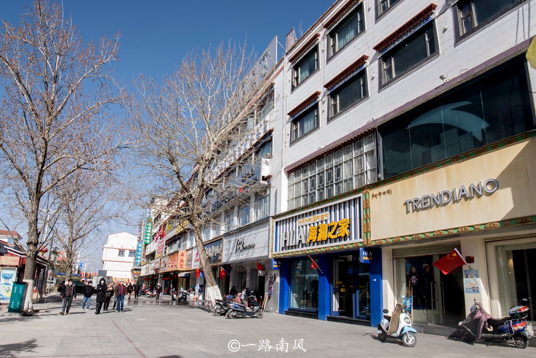 拉萨海拔低到2700米会有什么改变,拉萨是不是世界上海拔最高的城市