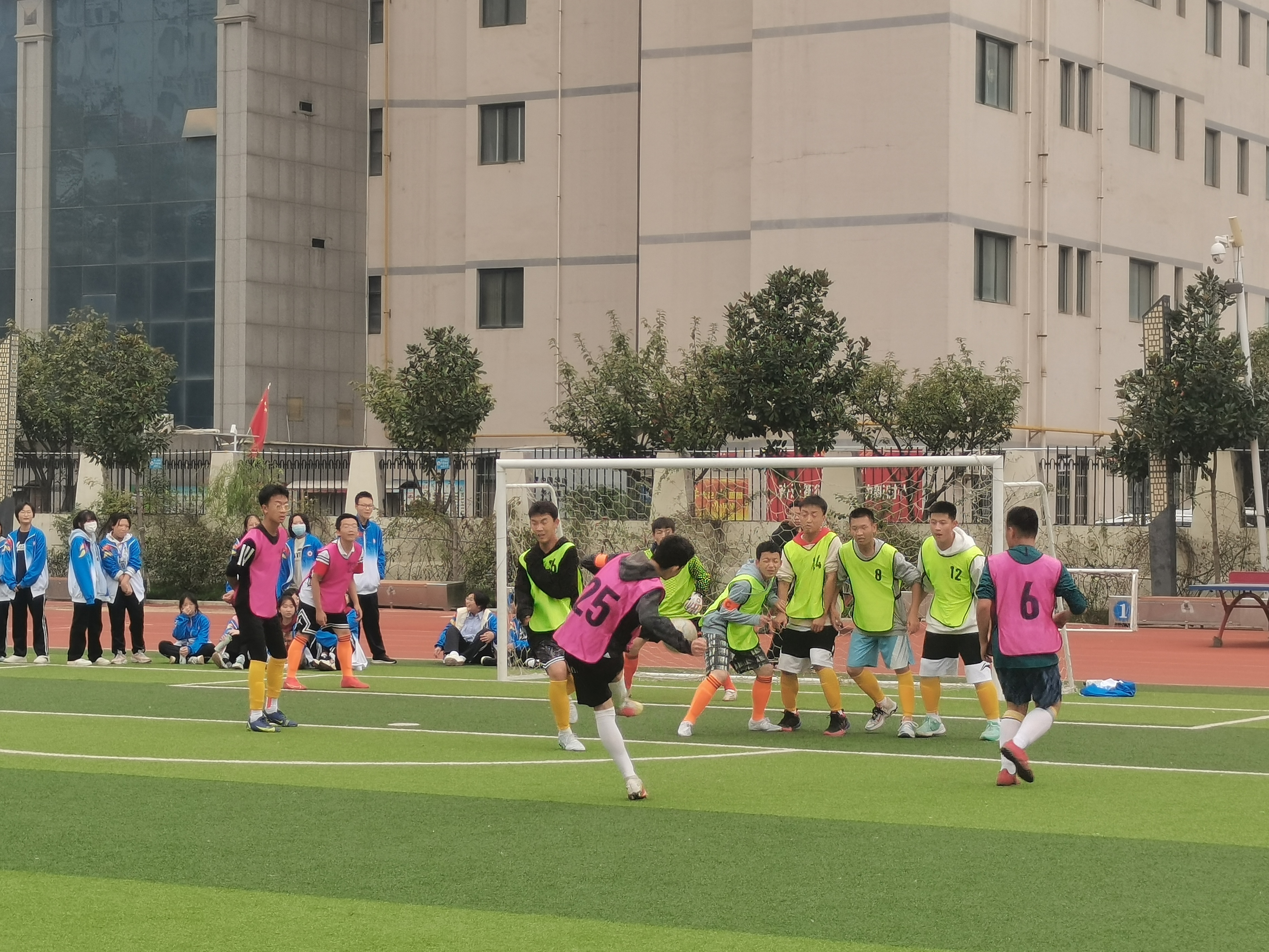 石油中学操场,石油青少年篮球赛