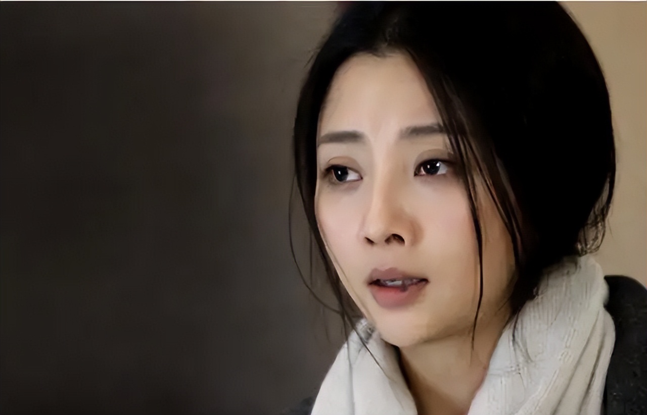 千娇百媚风情万种明星,有美人痣的6位女星