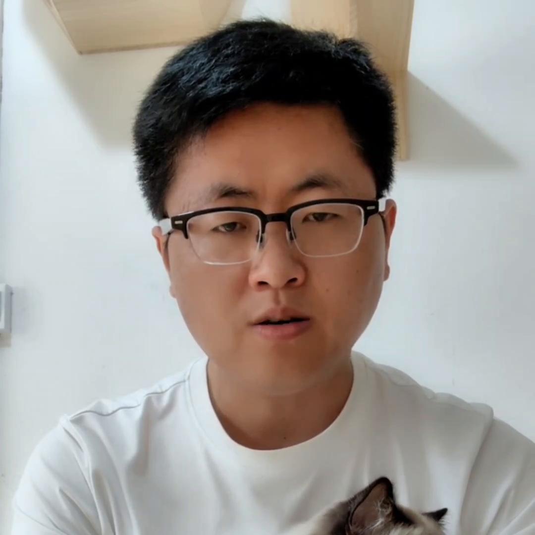 养猫喂生骨肉还是猫粮,养猫最好的喂养方式