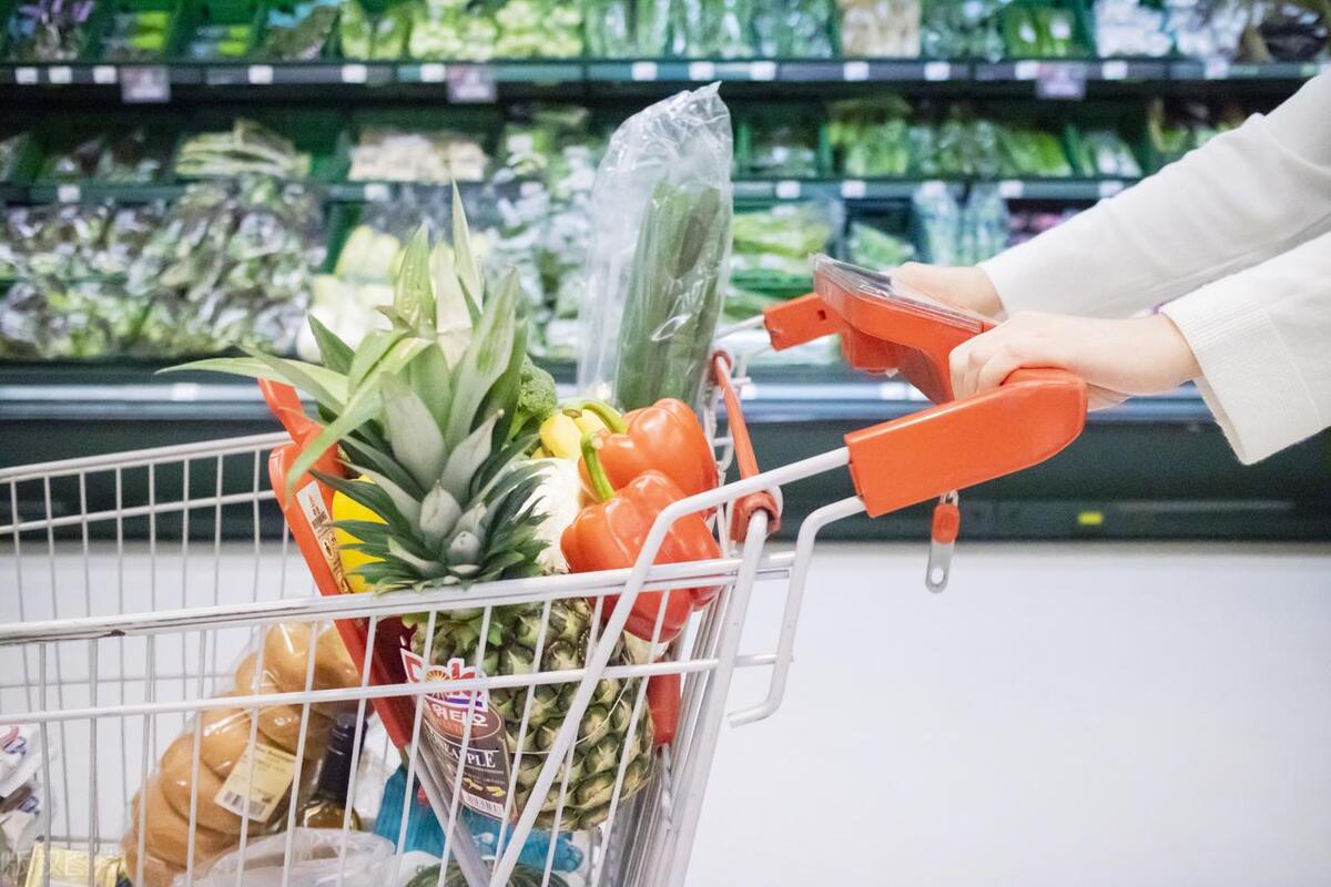 为什么超市经常打折和大减价,为什么最近超市都在打折