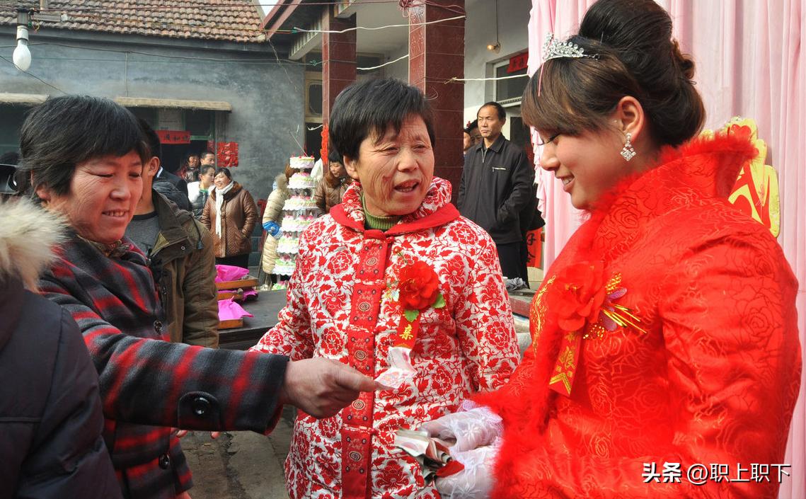 农村娶媳妇必须经历的关卡,城里打工媳妇回娘家