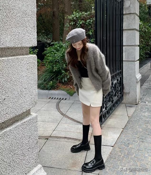 立秋后就收起你的凉鞋吧！今年流行的“乐福鞋”，高级百搭又显高