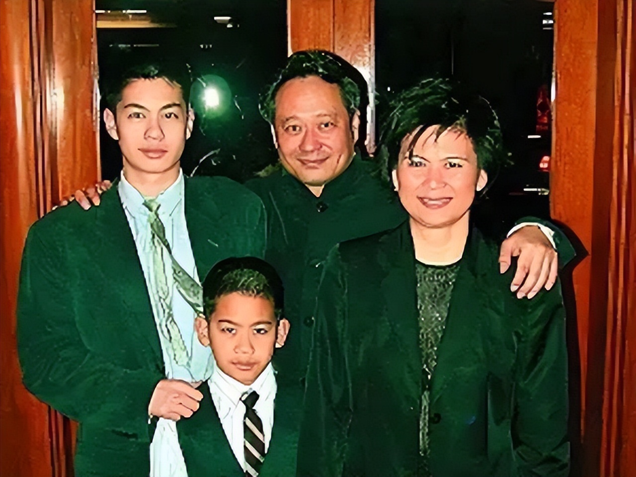 导演讲李安的婚姻,李安谈婚姻家庭视频