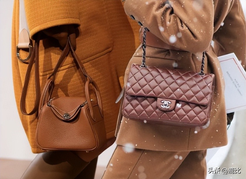 为什么chanel包价格上万,chanel必买十款包价格