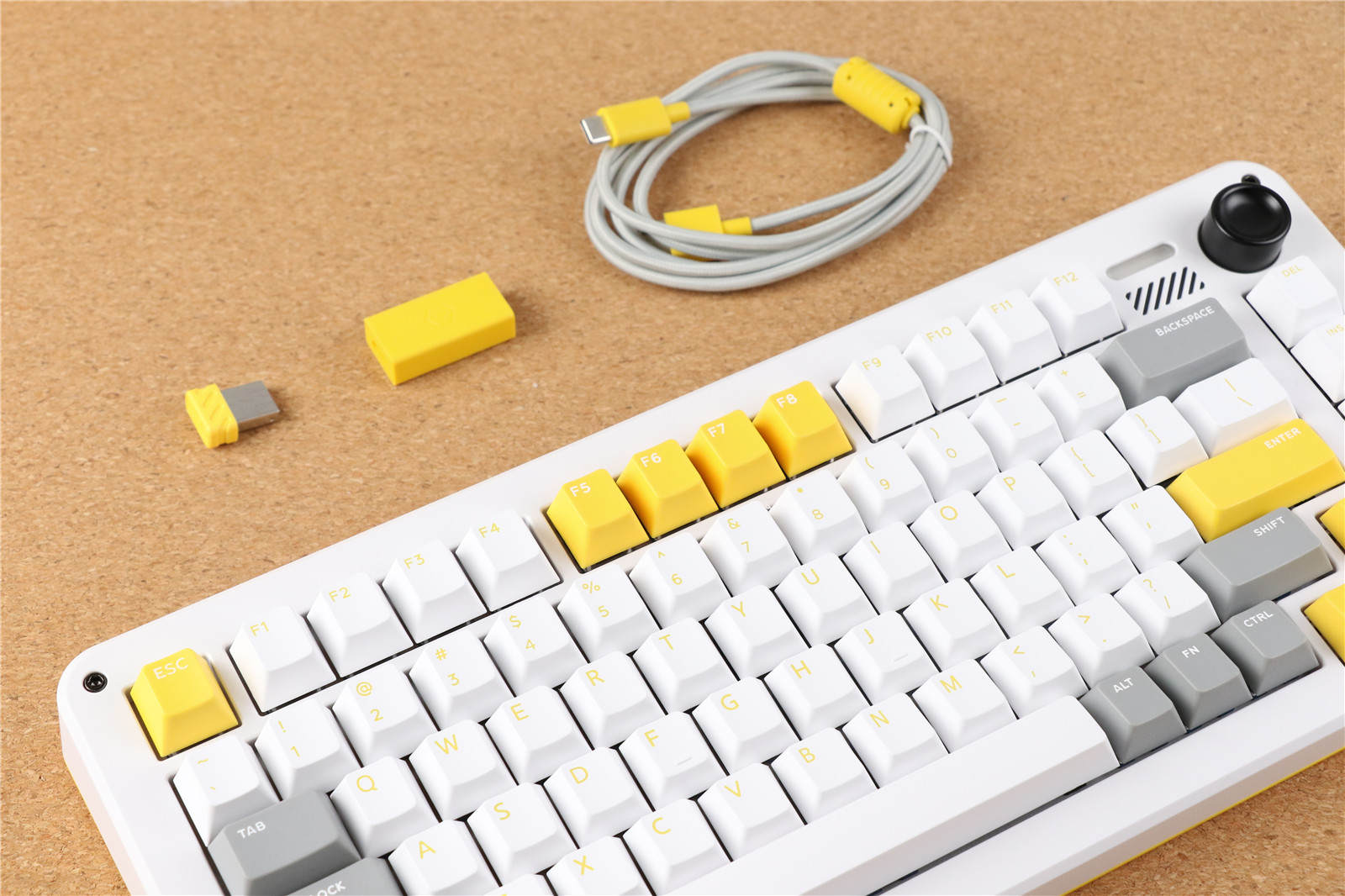 突破引力全线升级ZX75重力波机械键盘体验