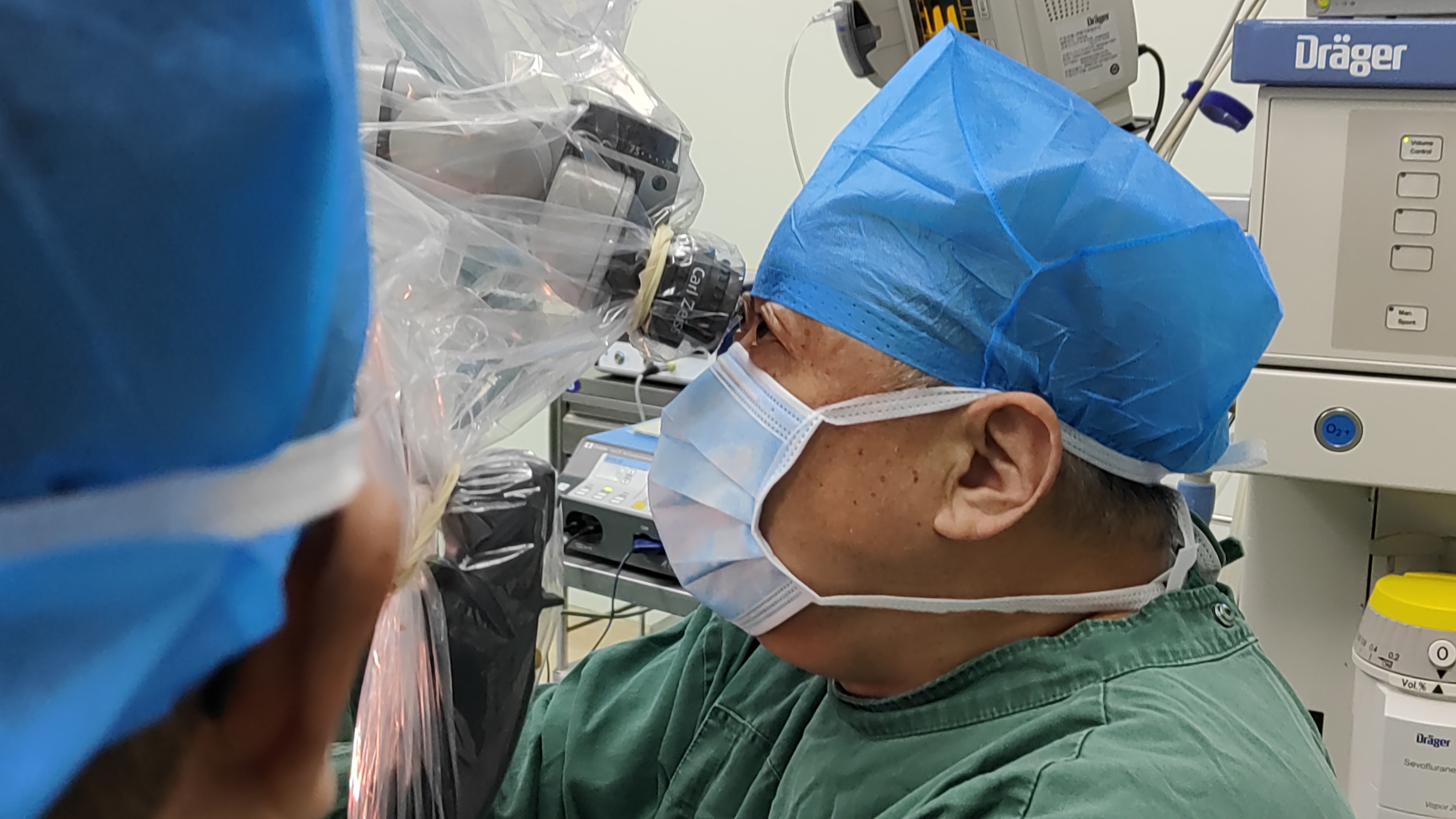 右手脑梗瘫了怎么恢复,右手僵硬脑出血