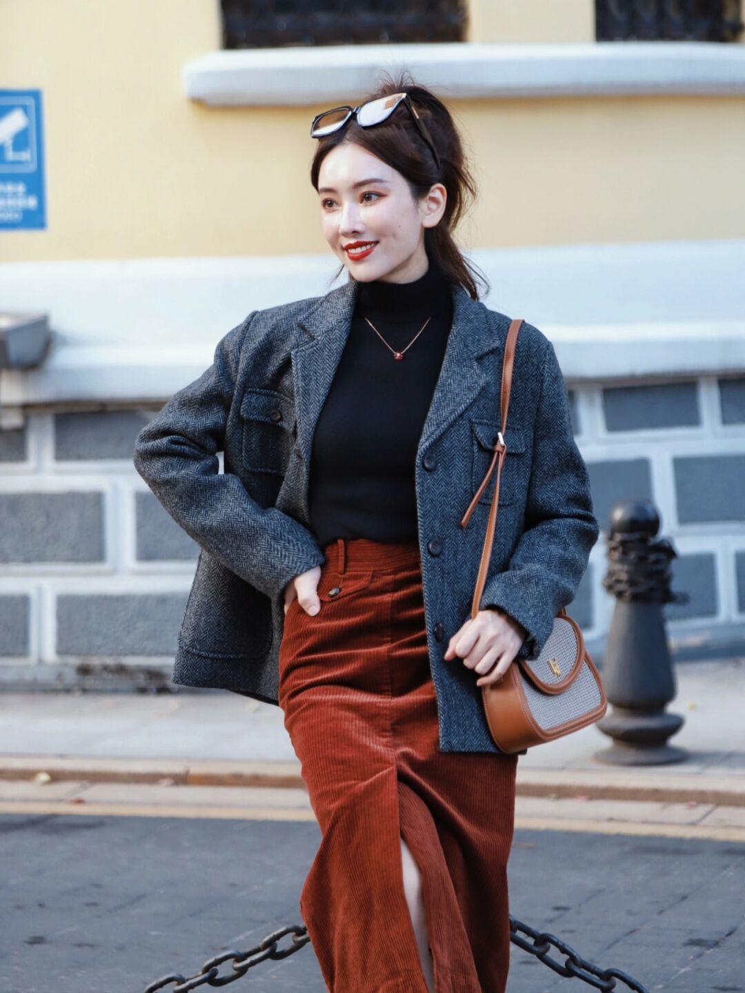 职场OL冬季离不开“羊毛西装”，借鉴这组搭配，日常通勤也很时髦