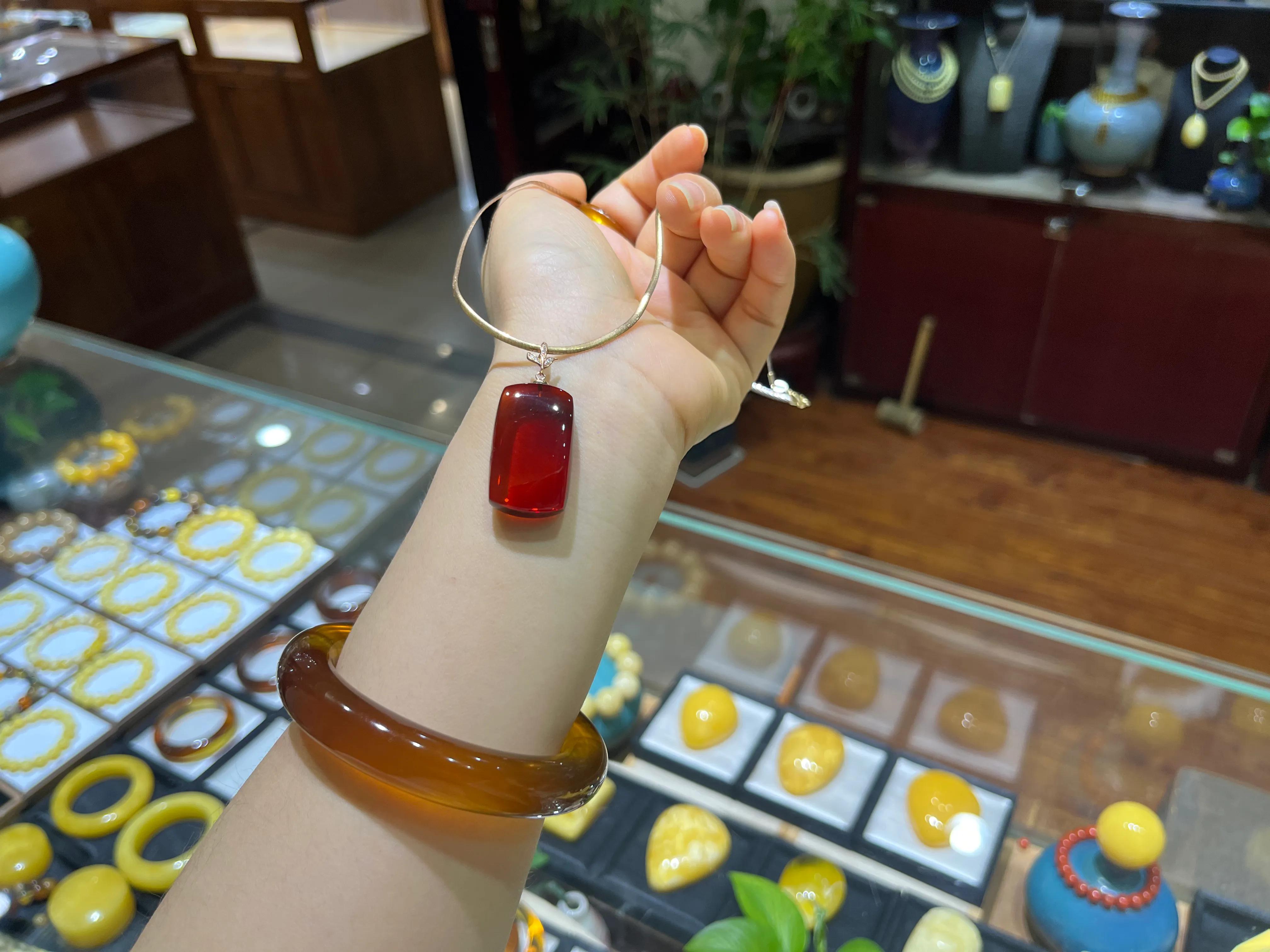 缅甸琥珀批发市场,缅甸琥珀属什么档次