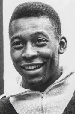 c罗提高了球王门槛,球王的句子