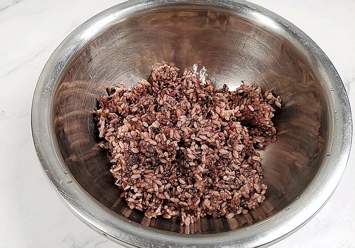 糯米可以当米来煮着吃吗,糯米和米饭哪个营养好