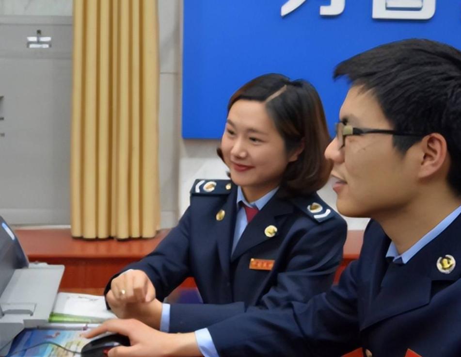 00后聘任制公务员,聘任制公务员履历