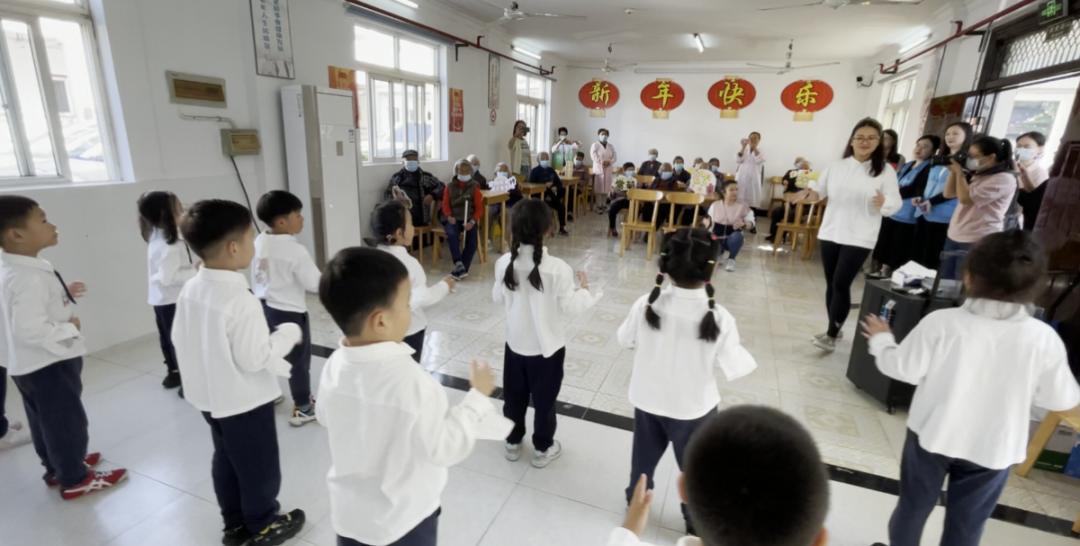 幼儿园九九重阳节浓浓敬老情活动,重阳节敬老爱老幼儿园