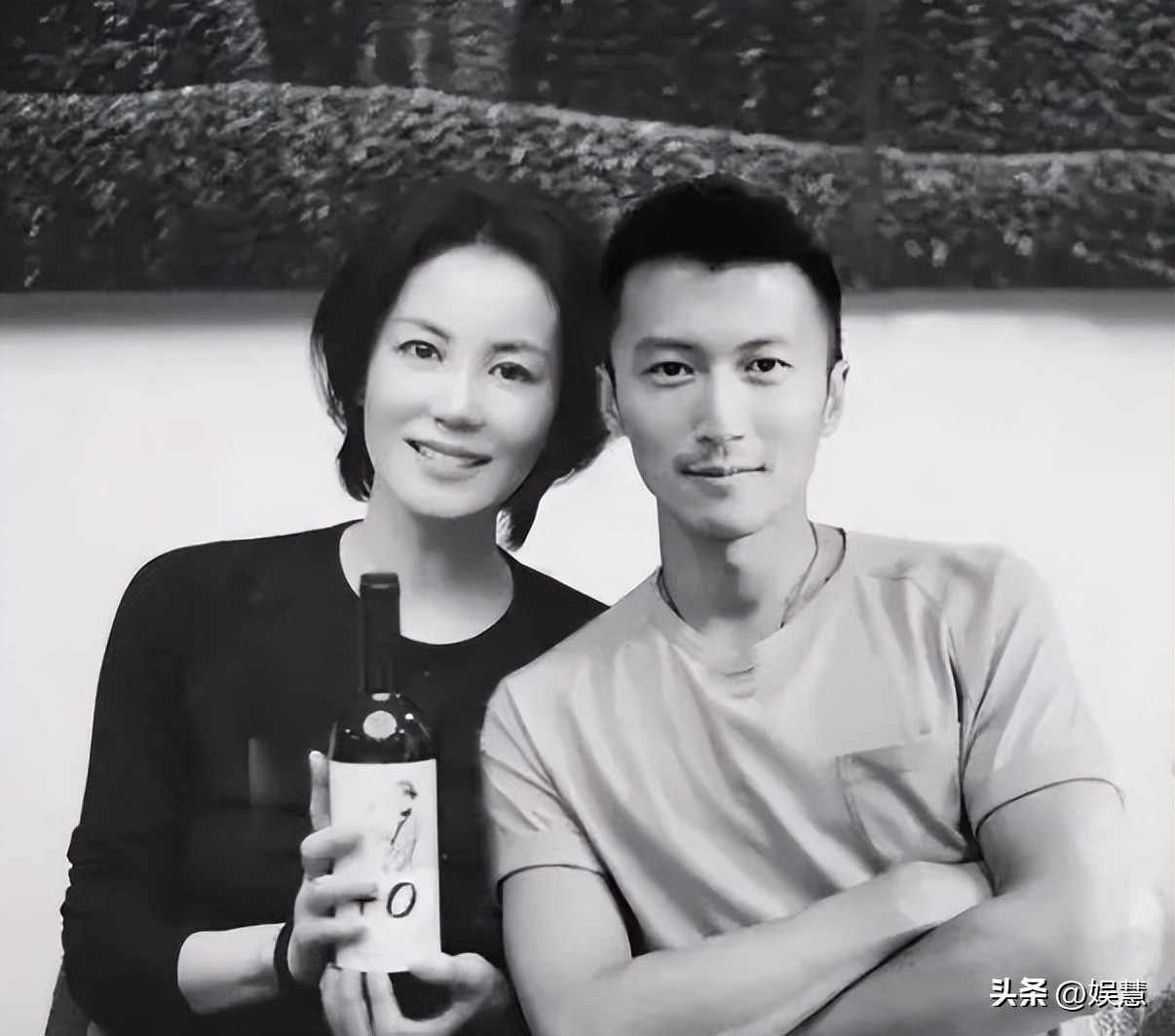 王菲谢霆锋同台最新真实消息,王菲谢霆锋牵手圈内人如何评论