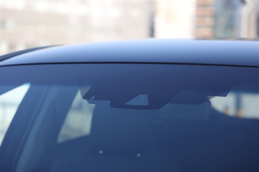 测试丰田凌放LED大灯,迷人的眼睛不露锋芒