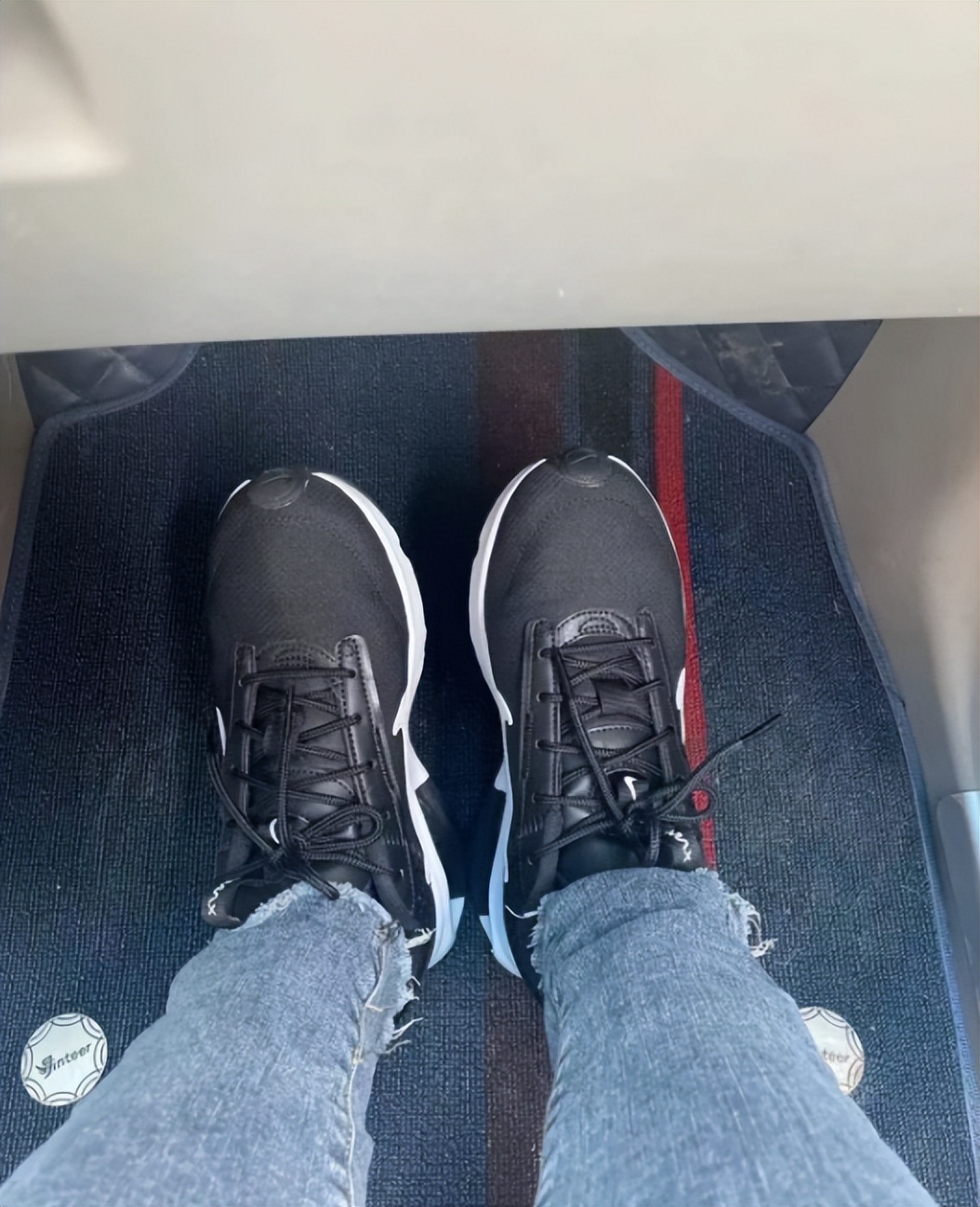 唯品会运动套装是正品吗,唯品会名牌2.8折