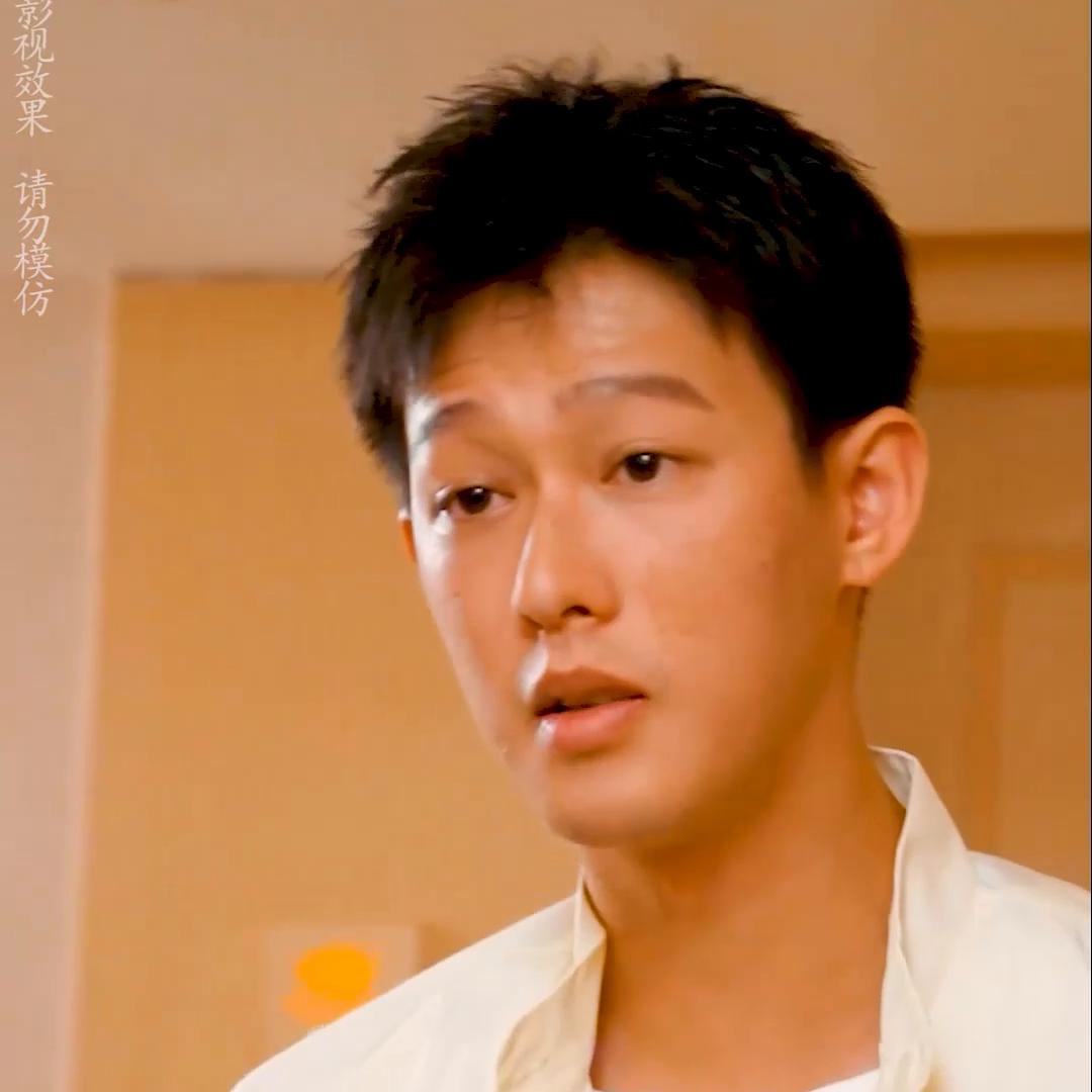 男友没钱了，父亲给的黑金卡不想用，怎么办#顶级弃少