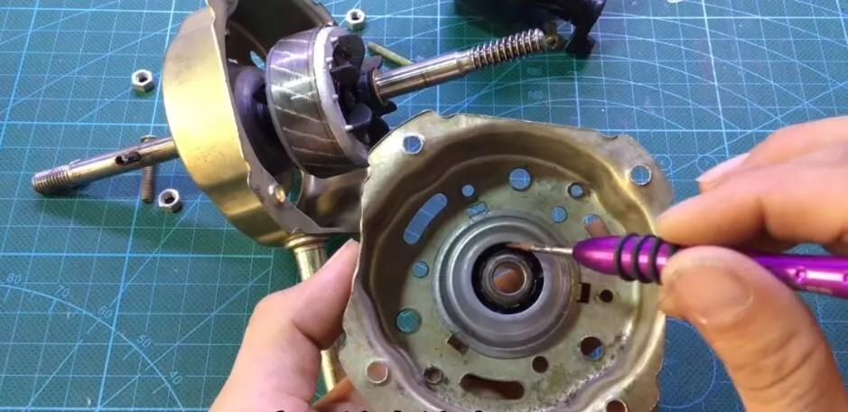 电风扇转速慢启动无力是什么原因,电风扇转不动或转速慢怎么办