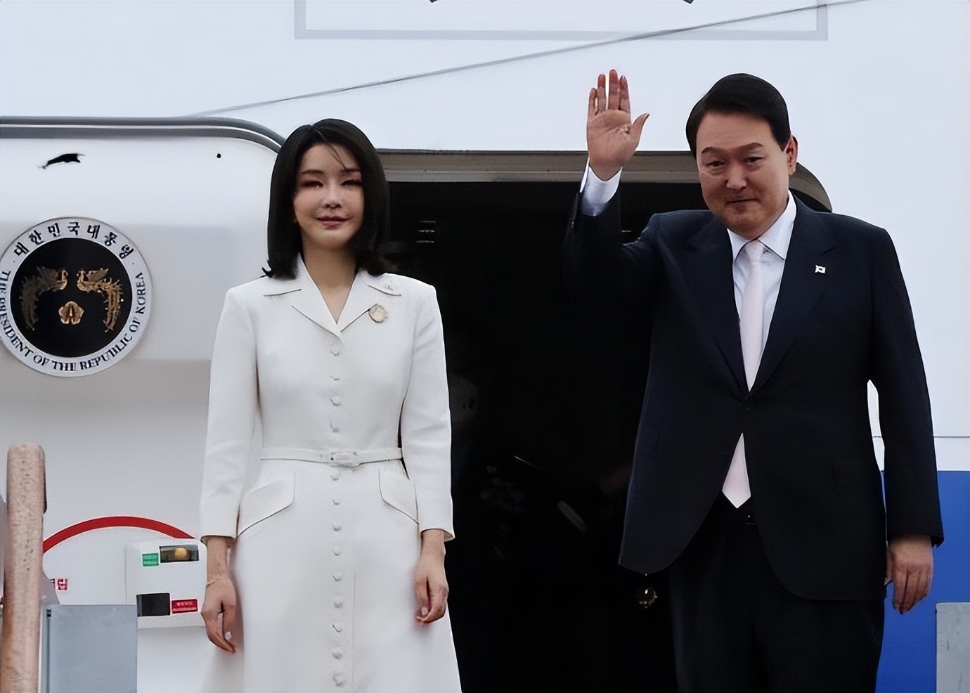 47岁西班牙王后现状,47岁西班牙王后颜值暴跌