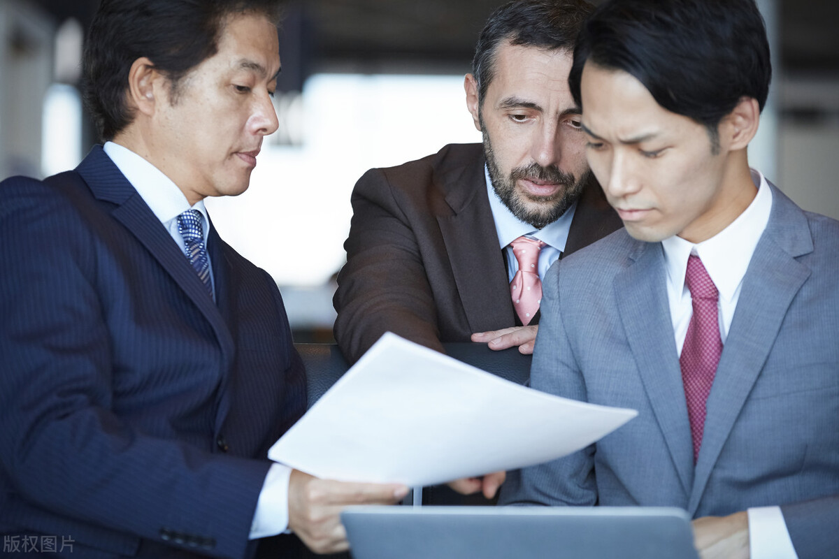 聊天不合适如何化解尴尬,聊天没有话题如何防止尬聊