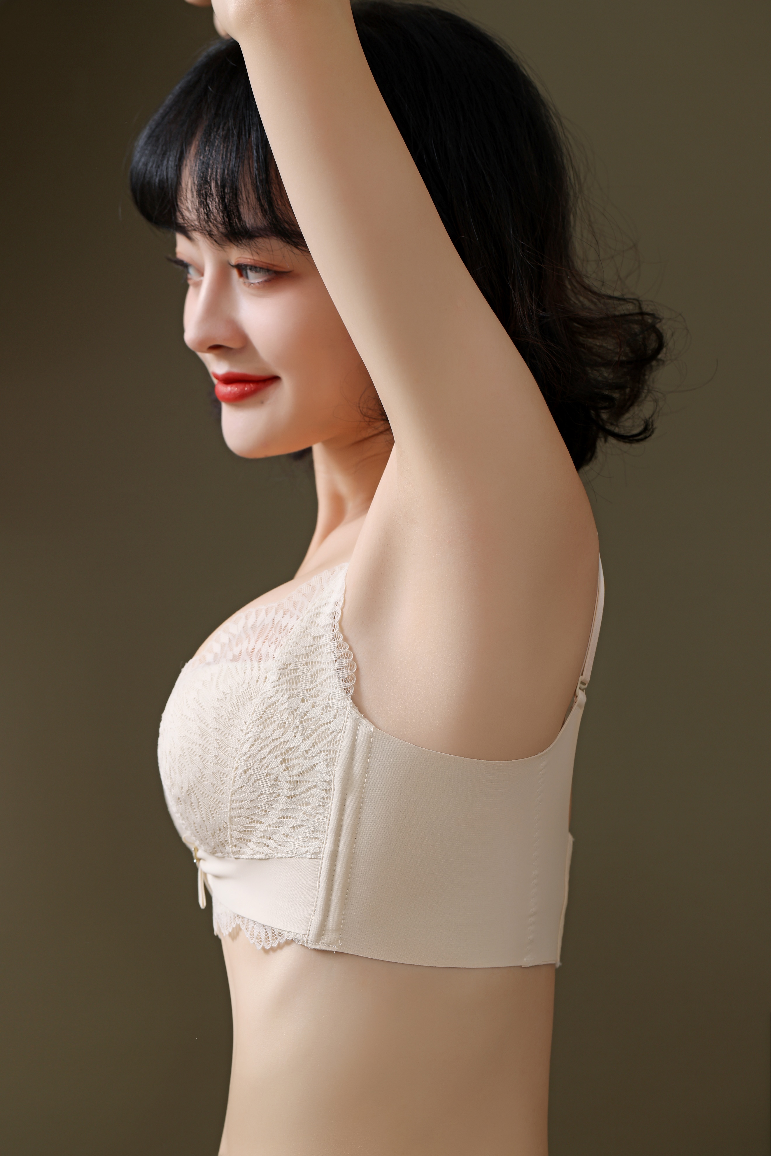 95后大学毕业女孩开内衣店创业，风险小的项目,一年收入200多万元