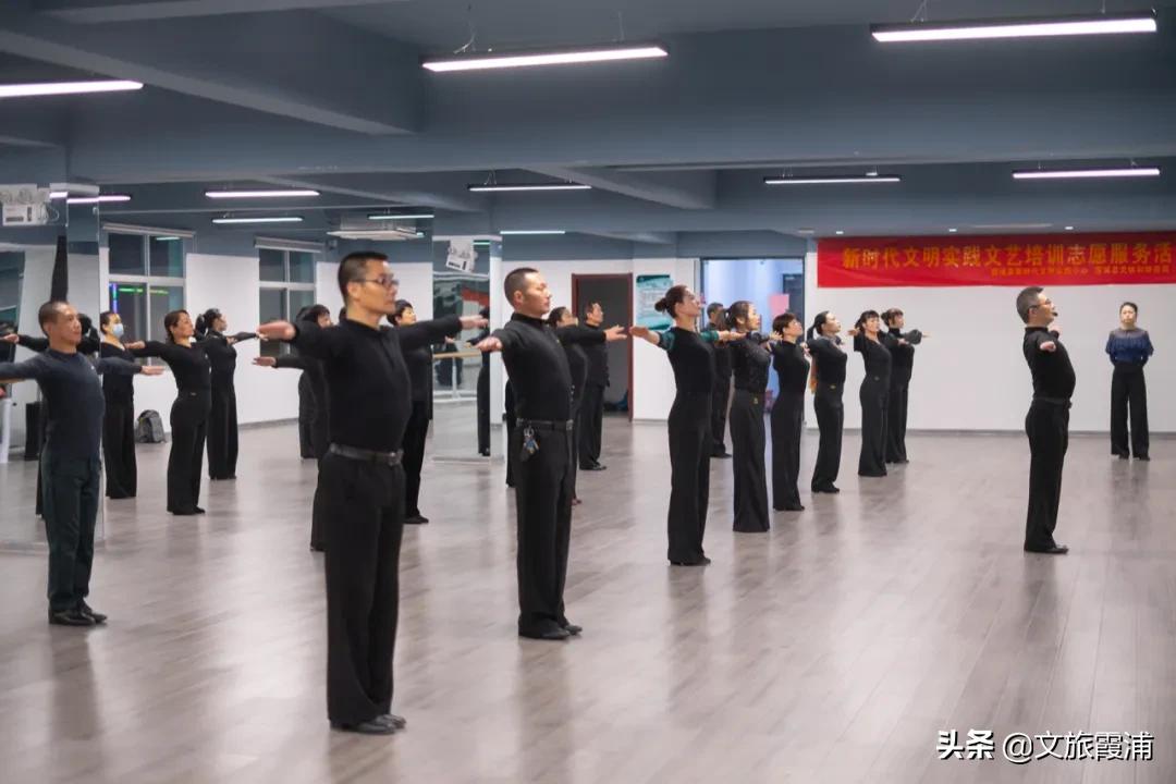 华丽舞蹈培训营,高贵典雅国标舞华尔兹交谊舞教学