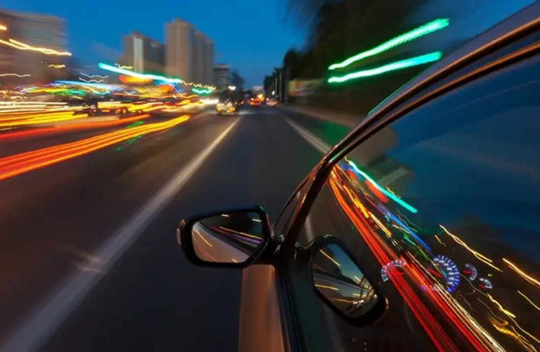 老司机开车方向盘,新手开车上路方向盘不稳怎么办